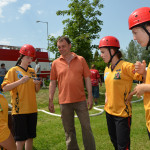 2012_06_30_Tomáš Škaryd s týmem hasiček z Chotěboře těsně před zahájením soutěže